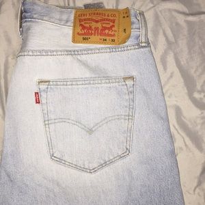 Levi’s 501 button fly